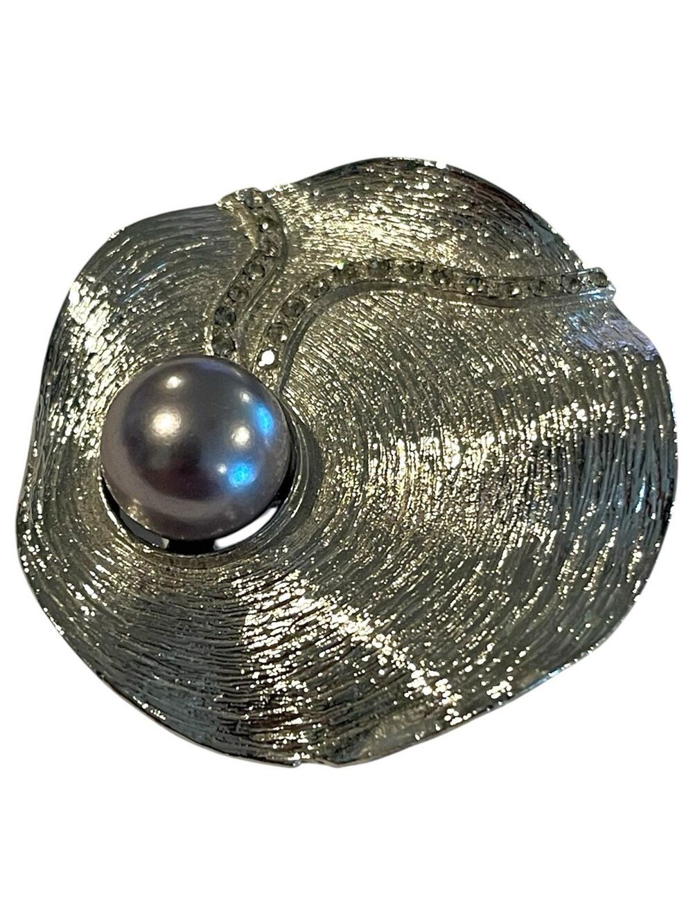 Vintage Unique Ruffled Circle Brooch & Faux Black Pearl Silver Tone Elegant